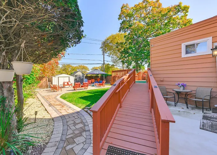 Central Elmont Studio With Great Outdoor Space!