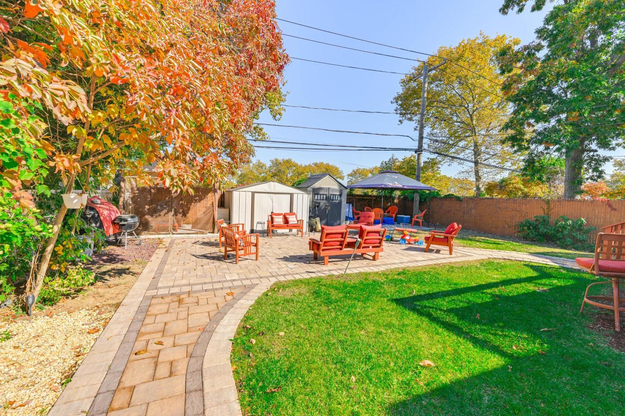 With Great Outdoor Space! Holiday home *